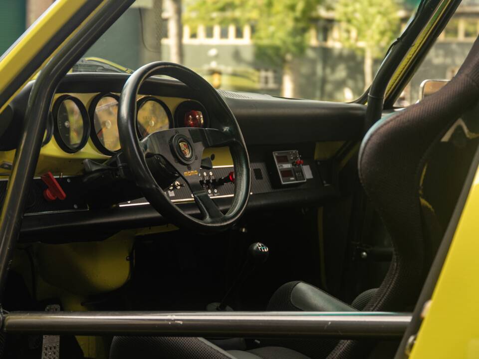 Image 16/31 of Porsche 911 2.5 ST (1972)