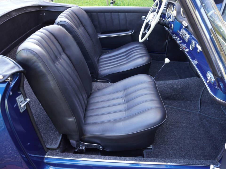 Immagine 36/50 di Mercedes-Benz 190 SL (1960)