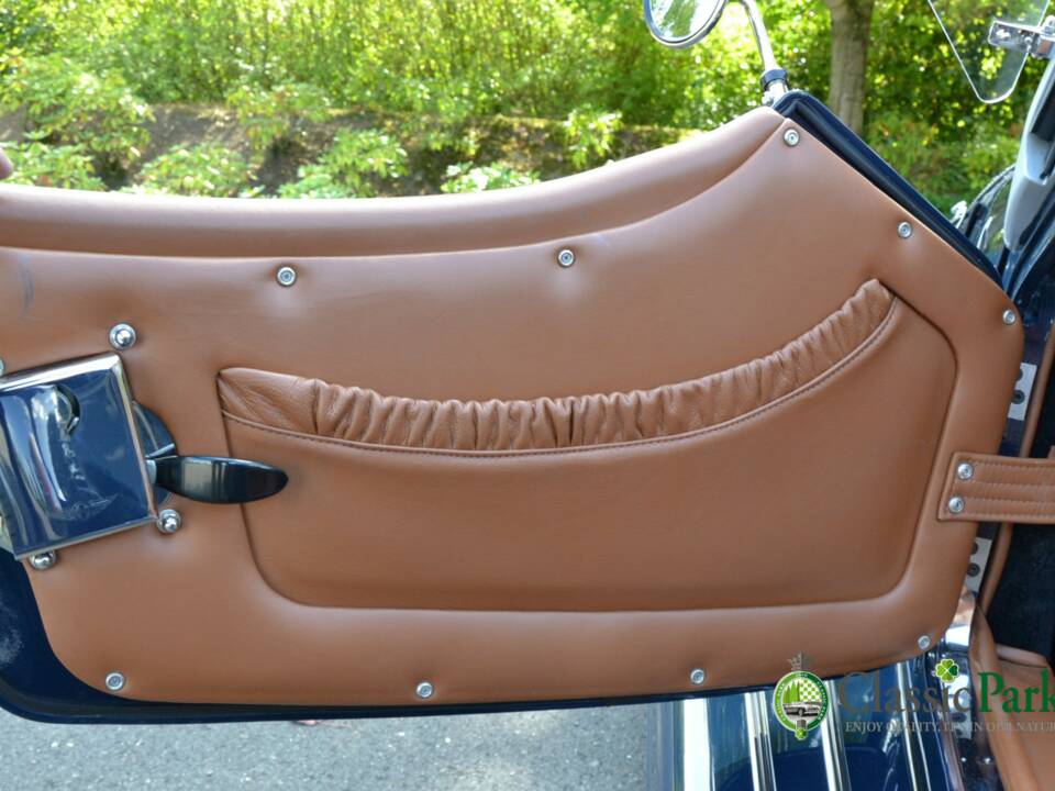 Image 31/50 of Morgan Plus 4 4-seater (2014)