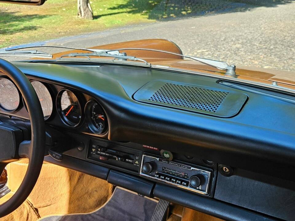 Bild 41/44 von Porsche 911 2.7 (1974)