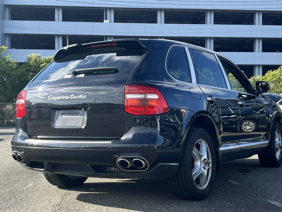 Imagen 5/30 de Porsche Cayenne Turbo (2007)