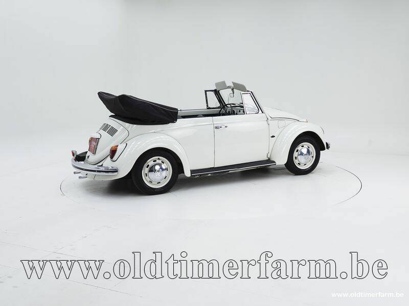 Image 2/15 of Volkswagen Beetle 1500 (1969)