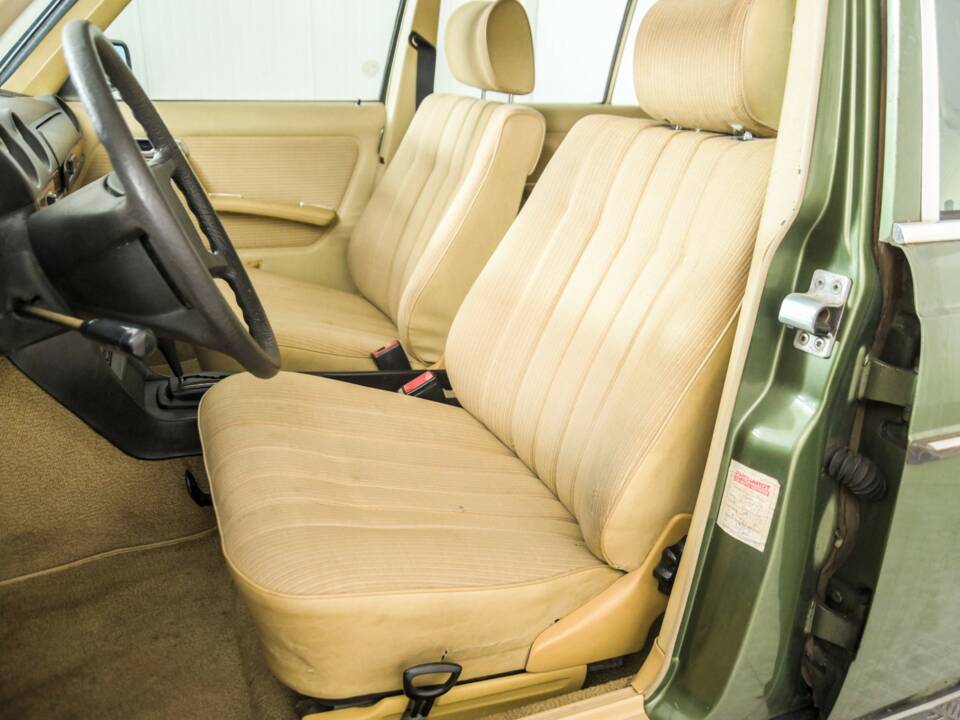 Afbeelding 28/50 van Mercedes-Benz 200 T (1982)