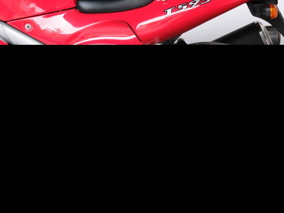 Image 28/66 of Triumph Daytona T595 (1998)