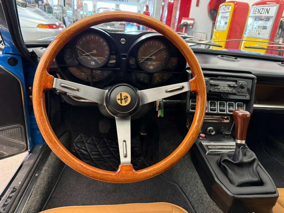 Afbeelding 9/18 van Alfa Romeo Montreal (1972)