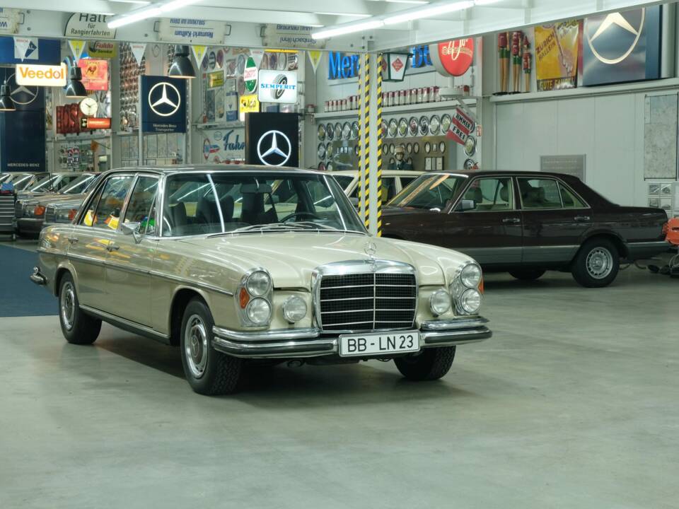 Bild 20/50 von Mercedes-Benz 300 SEL 6.3 (1968)