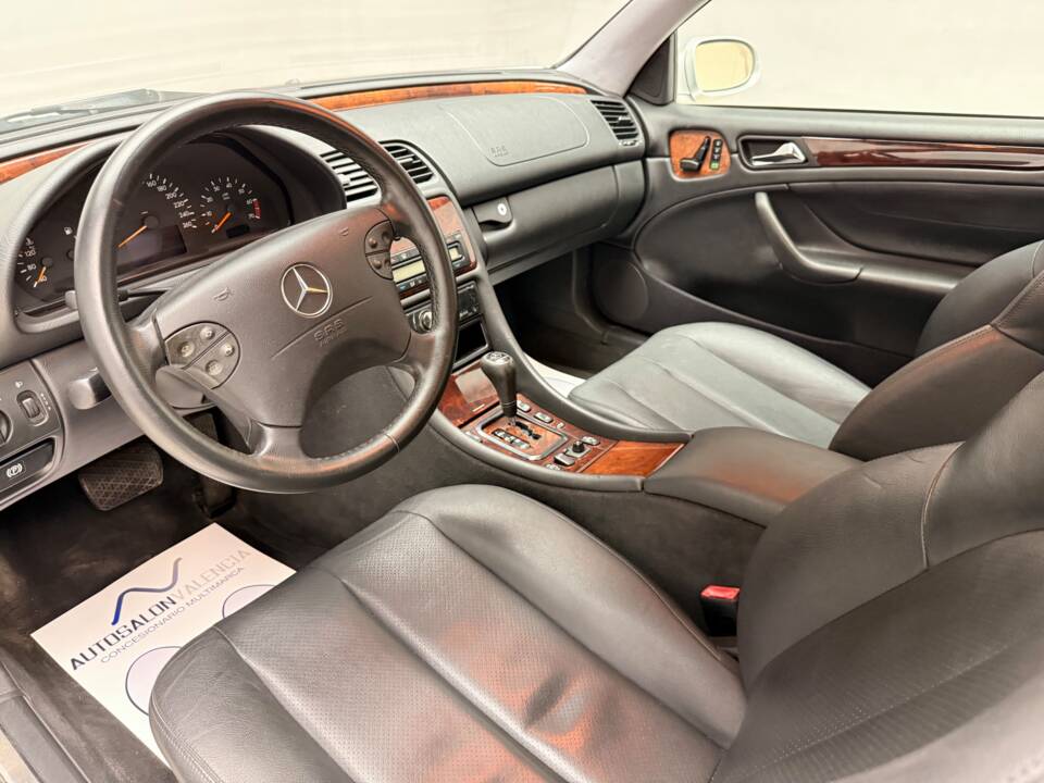 Afbeelding 11/19 van Mercedes-Benz CLK 430 (1999)
