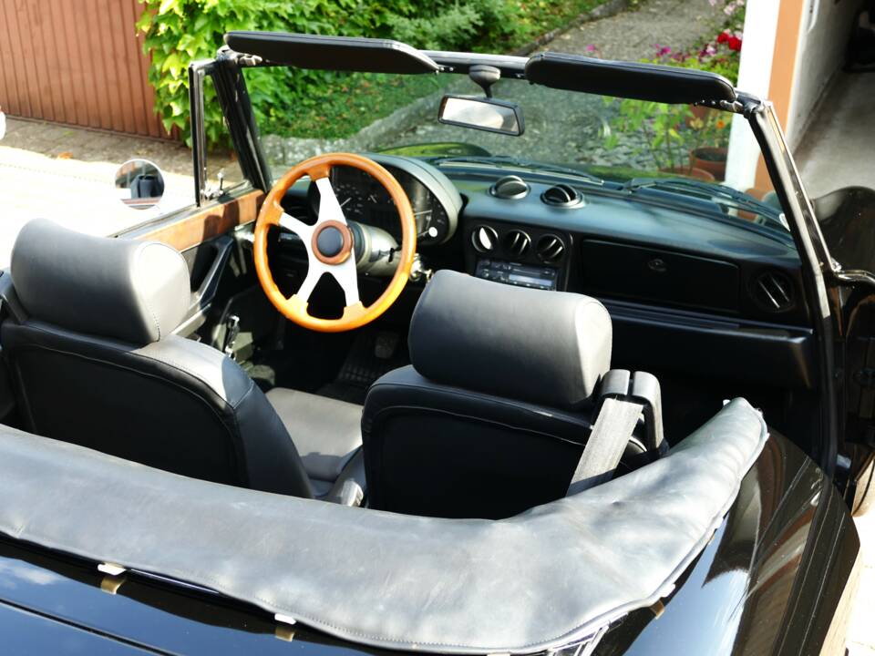 Image 4/7 de Alfa Romeo 2.0 Spider (1989)