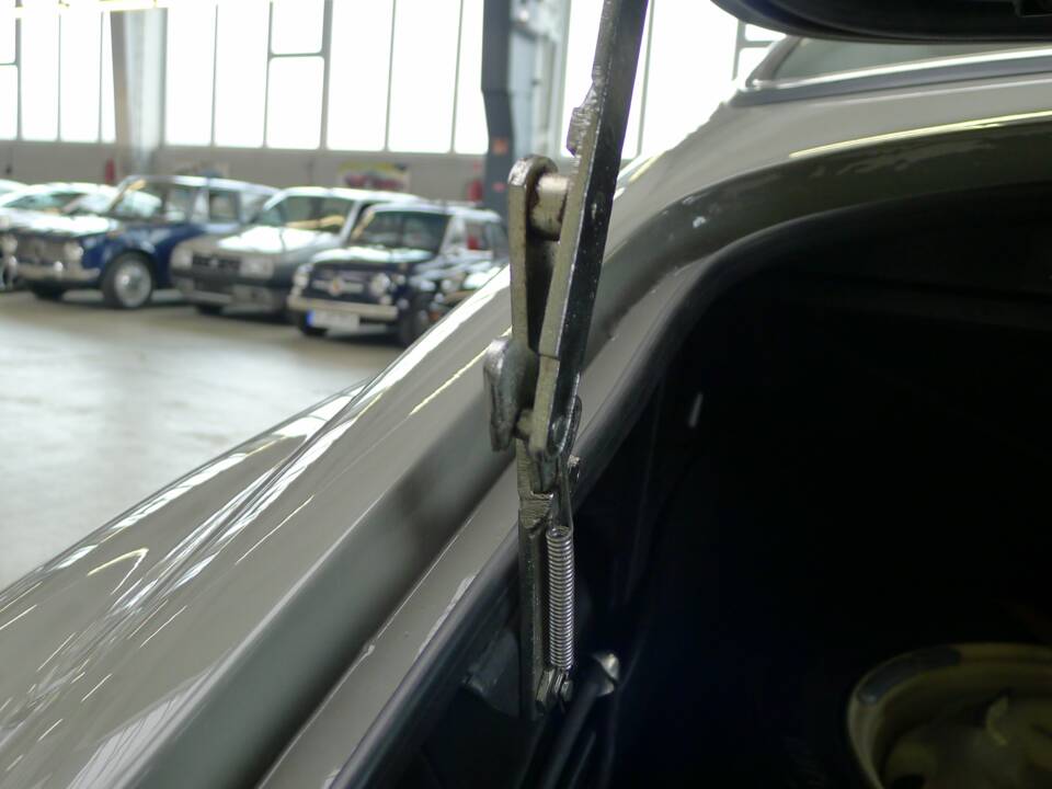 Afbeelding 36/50 van Lancia Aurelia B20 GT 2500 (1956)