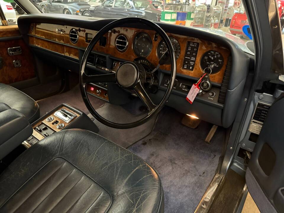 Bild 17/17 von Rolls-Royce Silver Spur (1987)