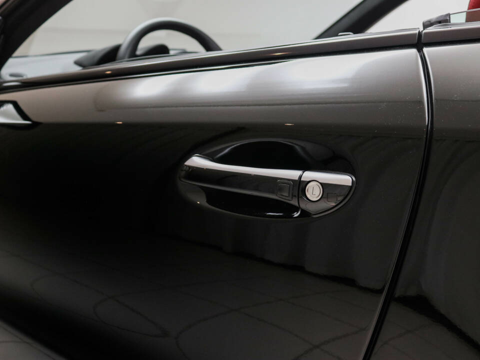 Image 16/21 of Mercedes-Benz SL 65 AMG (2005)