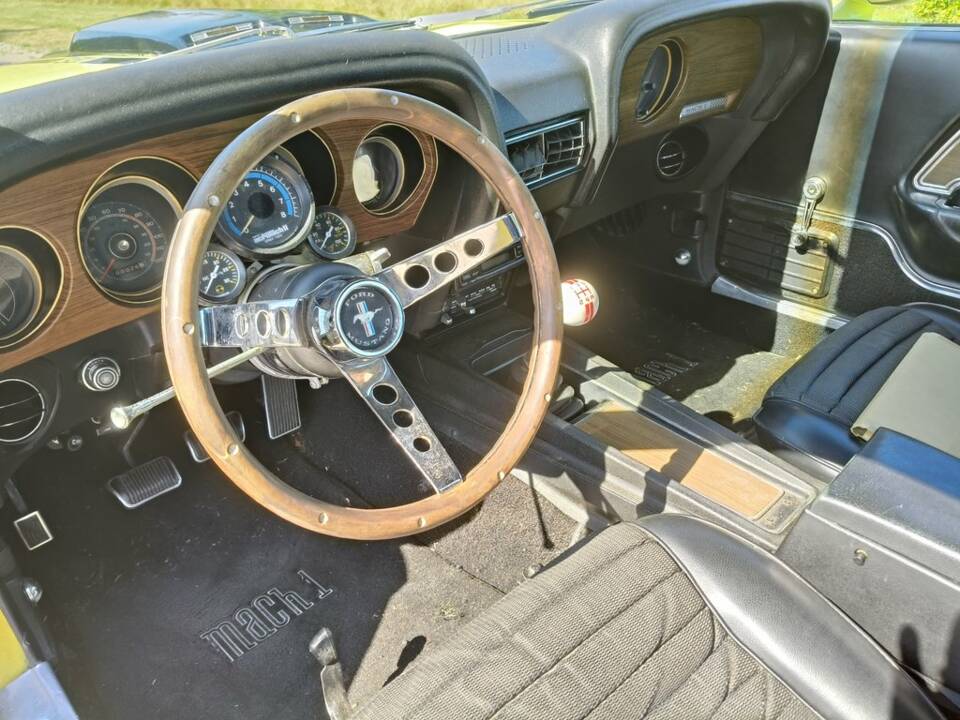 Image 2/8 of Ford Mustang Mach 1 (1970)