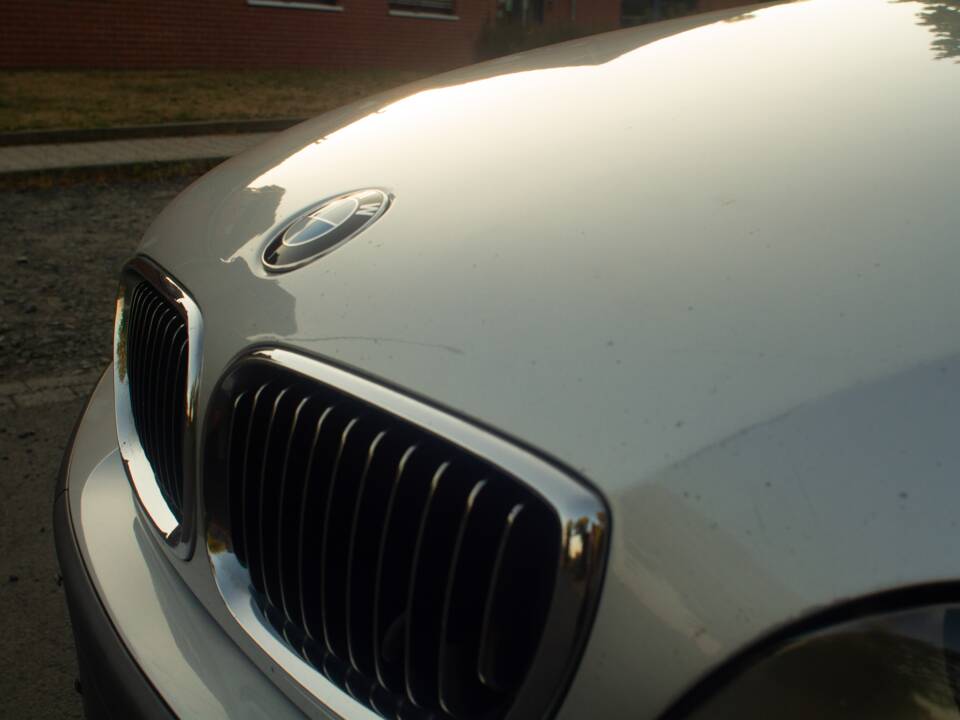 Afbeelding 35/58 van BMW 330i (2002)