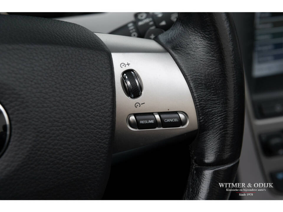 Image 18/37 of Jaguar XK 4.2 (2006)