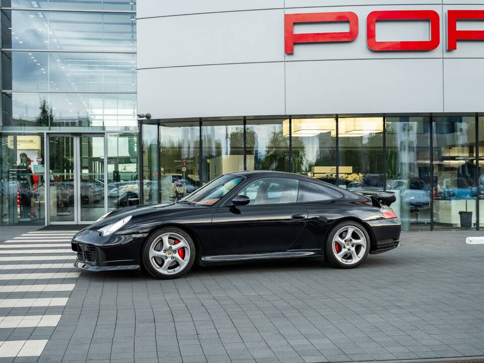 Image 58/63 of Porsche 911 Carrera 4S (2004)
