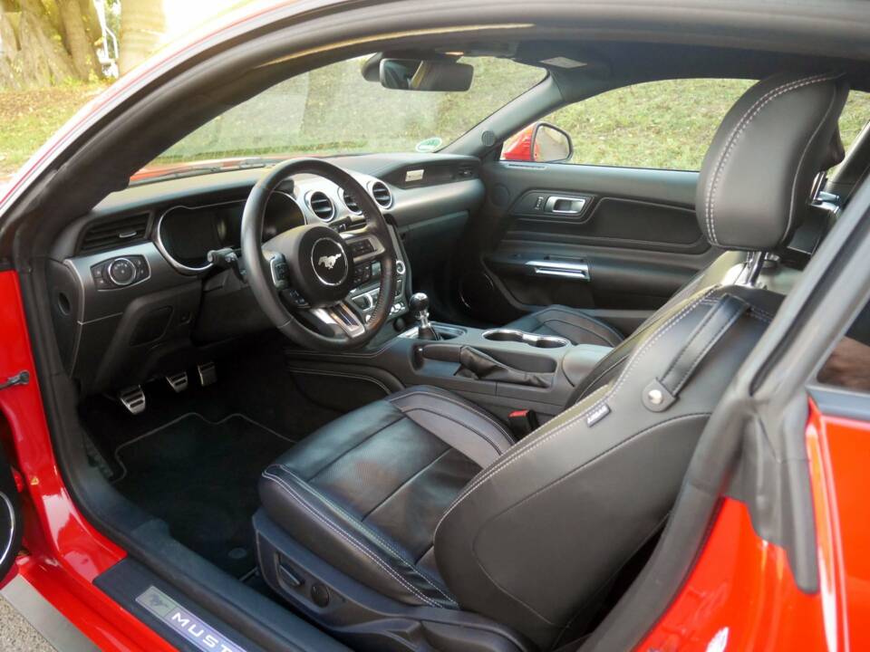 Bild 20/33 von Ford Mustang GT 5.0 V8 (2022)