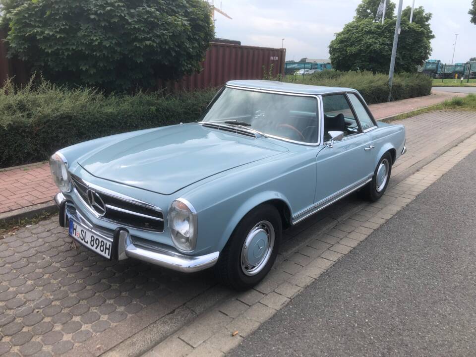 Image 6/15 de Mercedes-Benz 280 SL (1970)