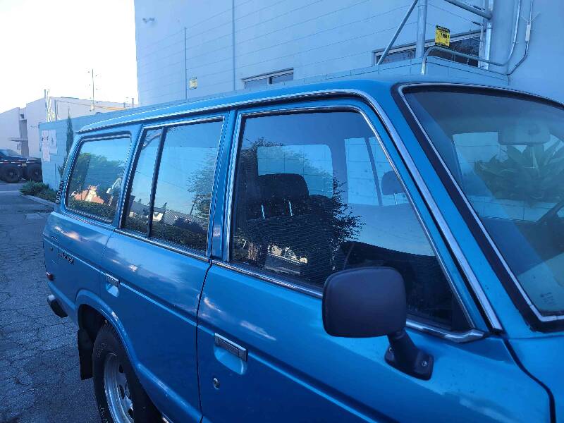 Bild 30/54 von Toyota Landcruiser FJ 60 (1984)