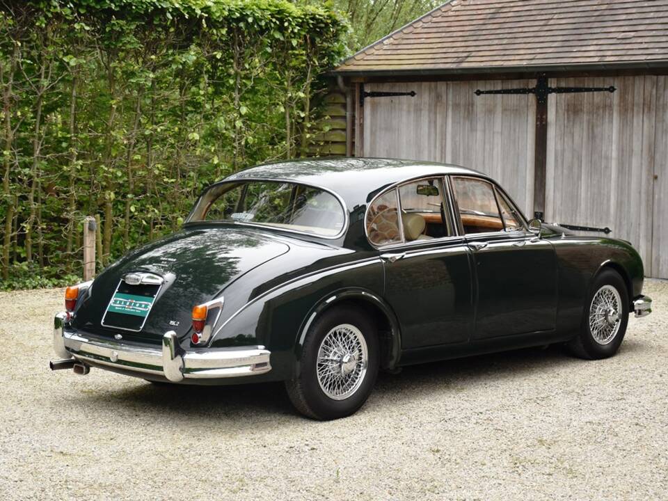 Image 12/35 of Jaguar Mk II 3.8 (1962)