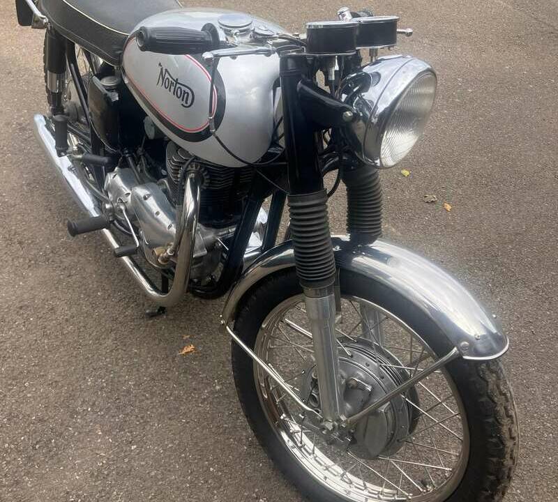Immagine 11/11 di Norton Triton 650 (1963)