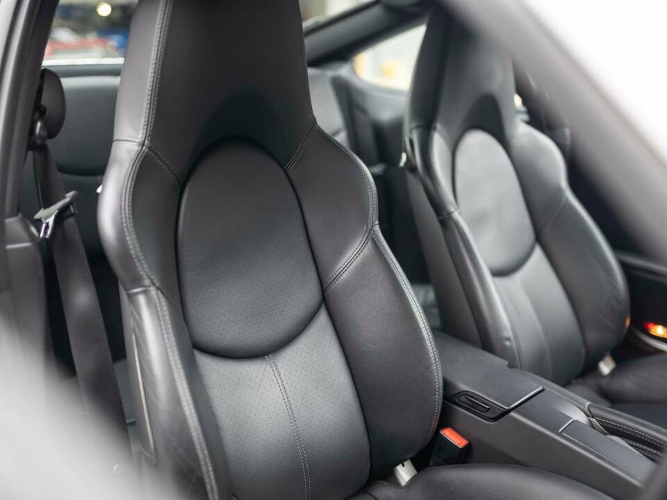Bild 29/36 von Porsche 911 Carrera GTS (2011)