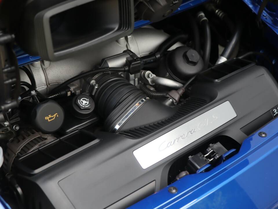 Bild 30/50 von Porsche 911 Carrera 4 GTS (2011)