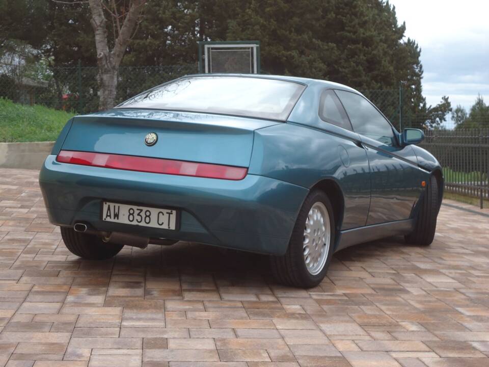 Immagine 13/27 di Alfa Romeo GTV 2.0 V6 Turbo (1998)