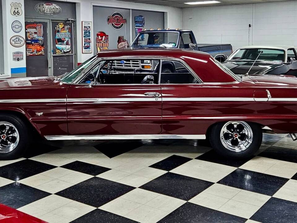 Image 3/20 of Chevrolet Impala SS Sport Coupe (1964)