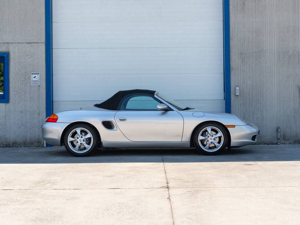 Image 38/73 of Porsche Boxster (2001)