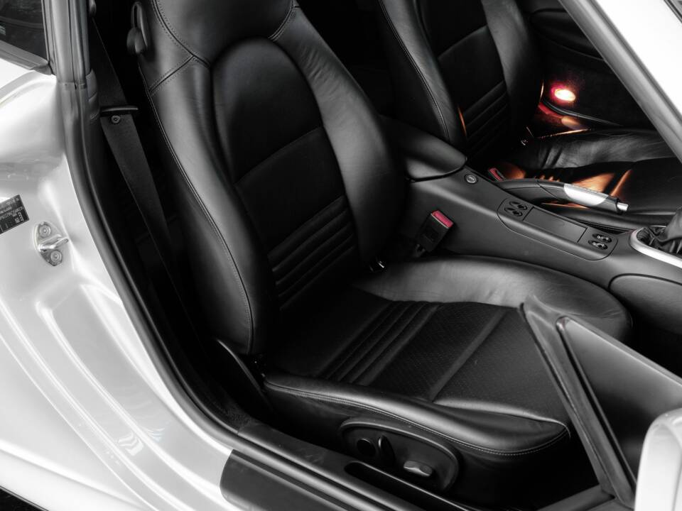 Image 29/49 of Porsche 911 Turbo (2002)