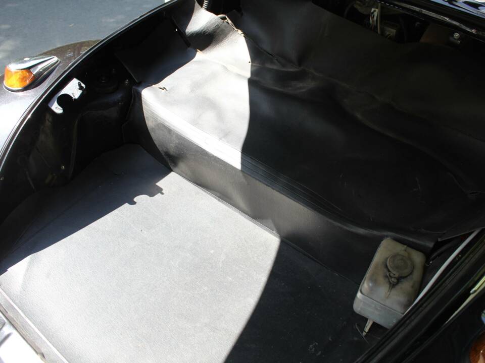 Image 18/18 of Volkswagen Käfer 1600 (1972)