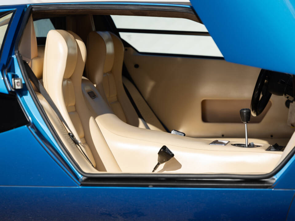 Image 15/50 of Lamborghini Countach LP 400 S (1981)