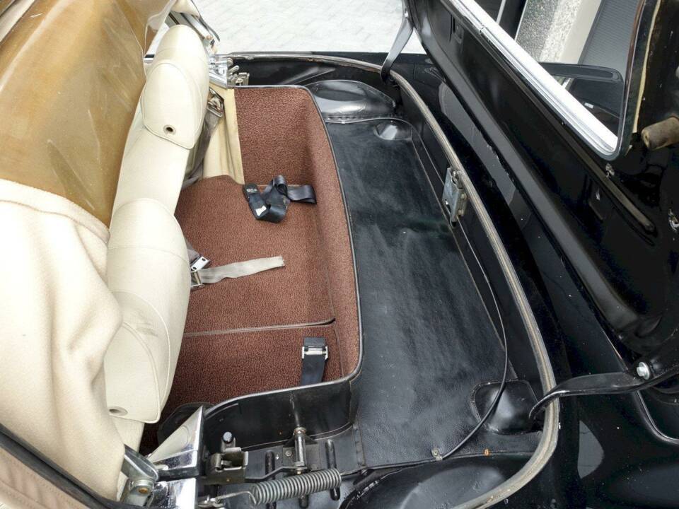 Bild 23/35 von Mercedes-Benz 280 SL (1969)