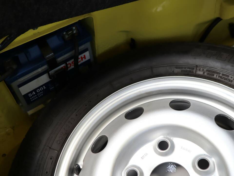 Image 33/50 of Porsche 911 2.2 T (1971)