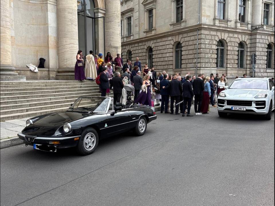 Obraz 4/18 pojazdu Alfa Romeo 2.0 Spider (1988)