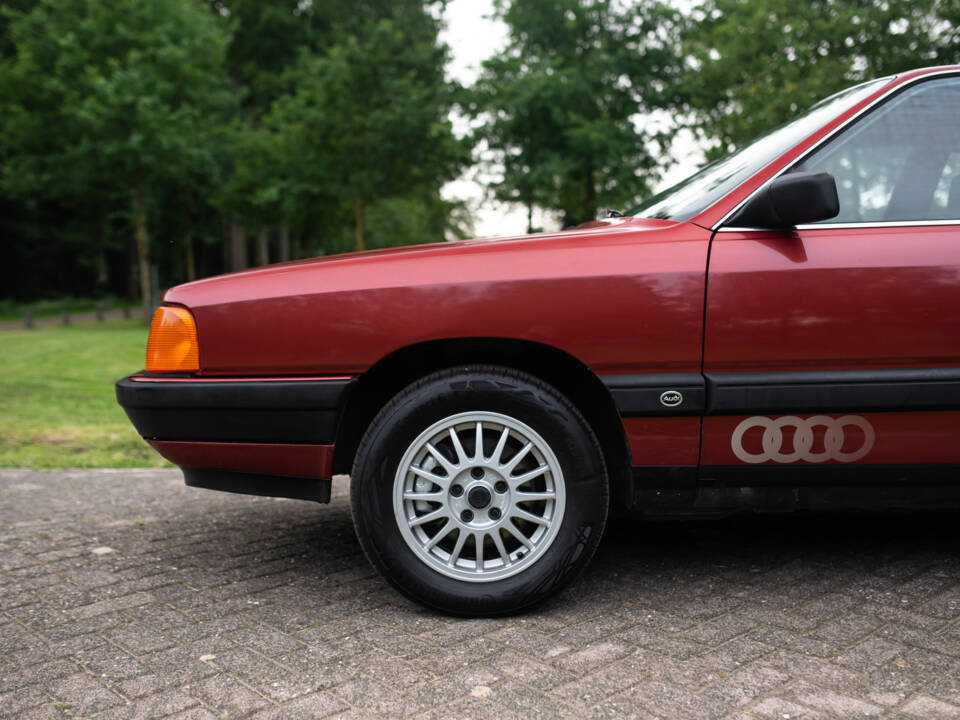 Bild 6/45 von Audi 100 Avant 2.2 quattro (1986)