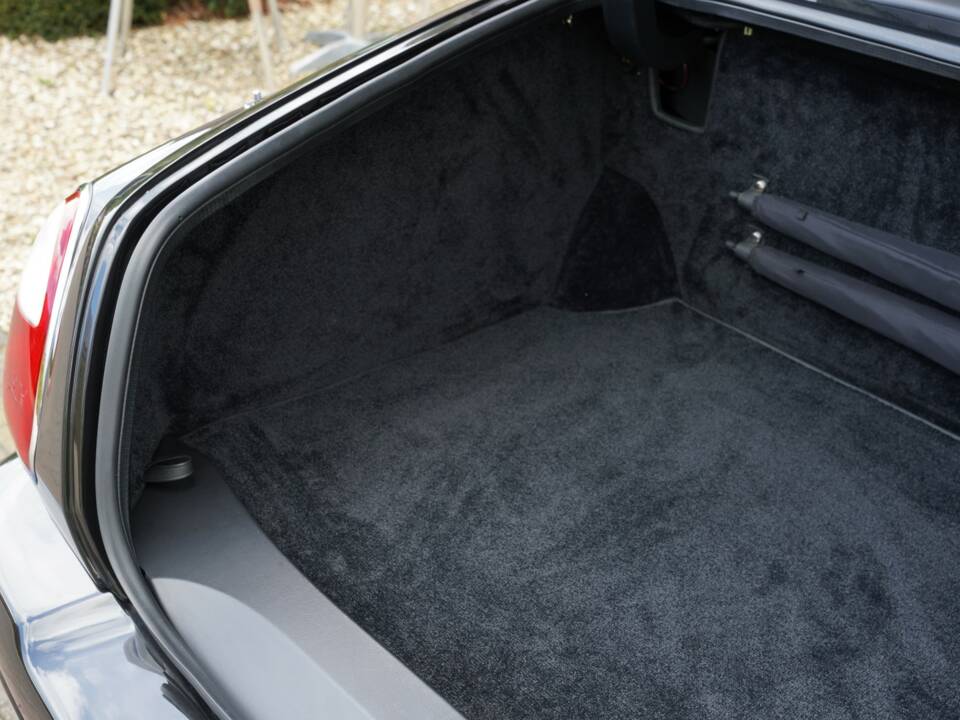 Image 33/50 of Bentley Arnage T (2007)