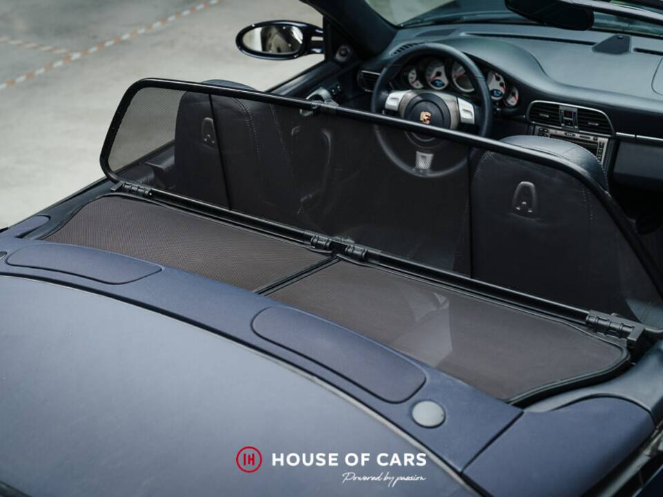 Bild 16/25 von Porsche 911 Carrera S (2005)