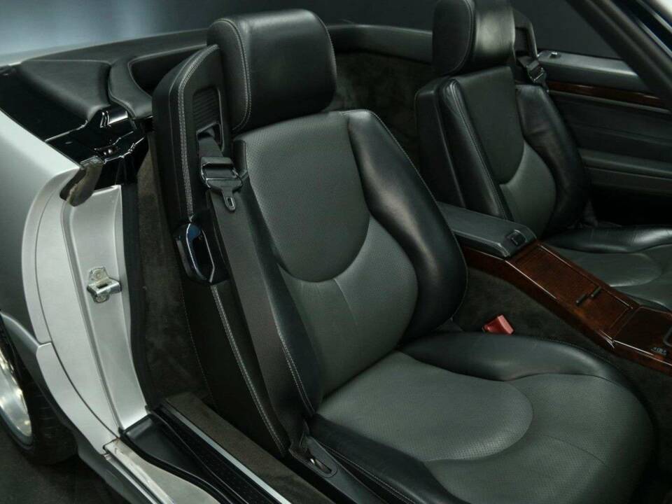 Imagen 20/30 de Mercedes-Benz SL 600 6.0 AMG (1996)
