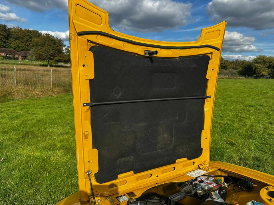 Immagine 39/48 di Triumph Stag (1975)