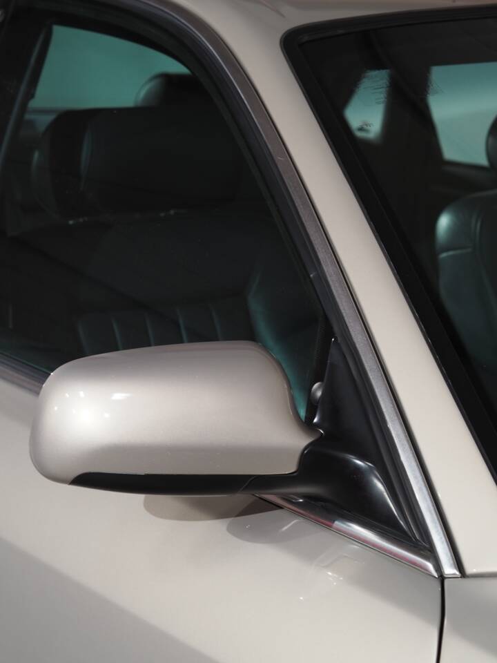 Bild 29/55 von Audi A8 3.7 quattro (2000)