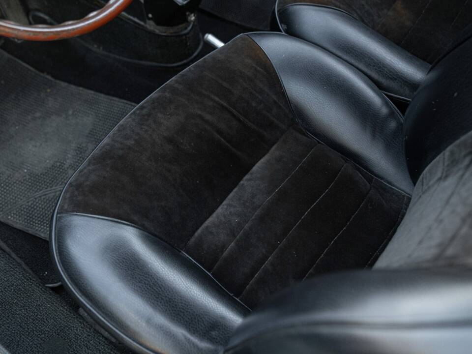 Image 26/44 of Lancia Fulvia Sport 1.6 (Zagato) (1972)