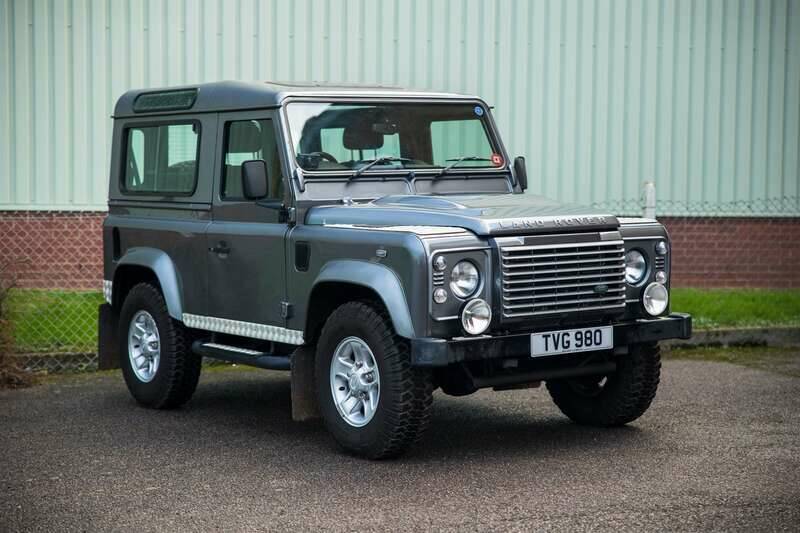 Bild 14/50 von Land Rover Defender 90 (2013)