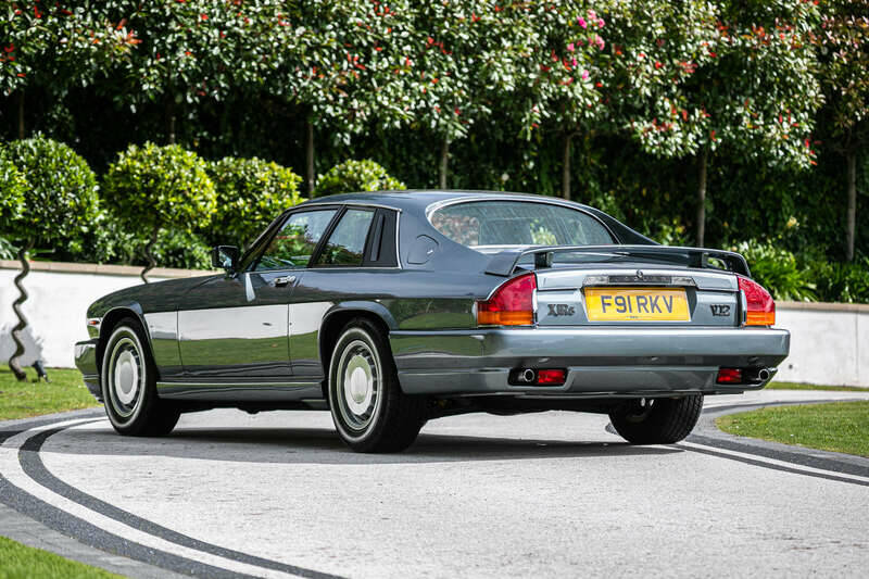 Bild 4/38 von Jaguar XJR-S V12 Le Mans (1988)