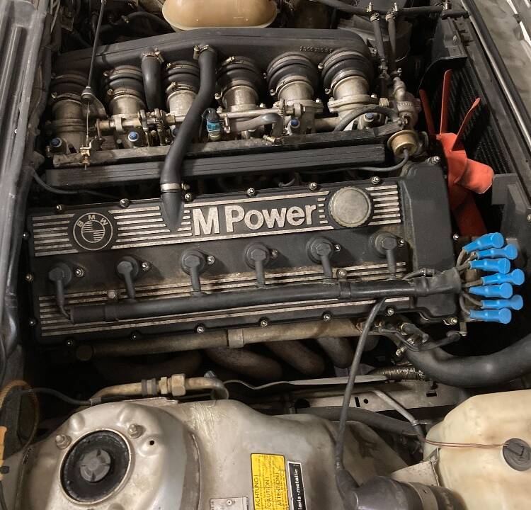Bild 7/22 von BMW M 635 CSi (1987)