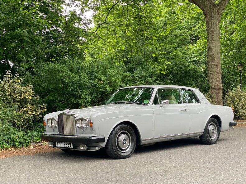 Bild 2/50 von Bentley Corniche (1980)
