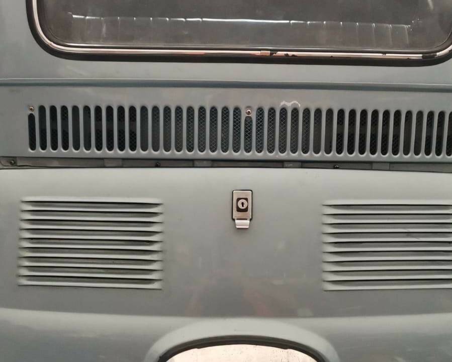 Image 6/10 of FIAT 500 L (1969)