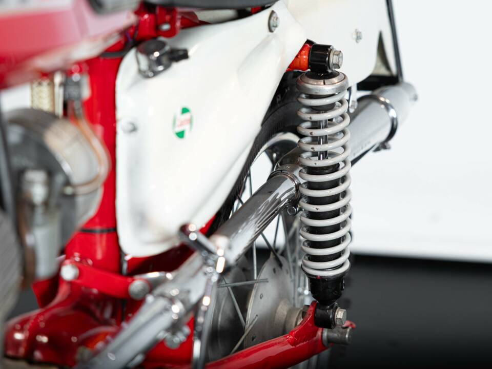 Bild 22/36 von Moto Morini DUMMY (1969)