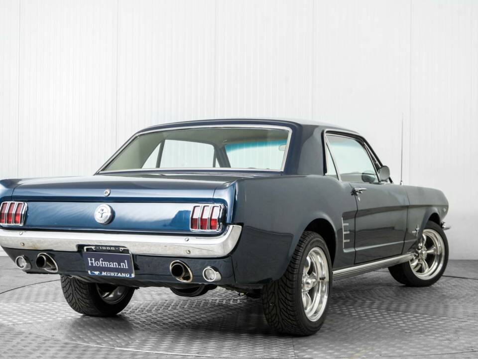 Image 42/50 of Ford Mustang 289 (1966)