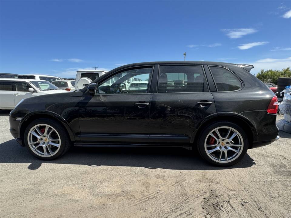 Immagine 5/40 di Porsche Cayenne GTS (2008)